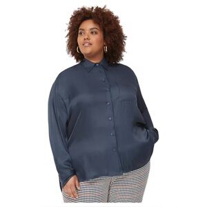 NWT Lane Bryant Satin Button-Down Boyfriend Shirt in Blue Nights/Navy Size 22/24